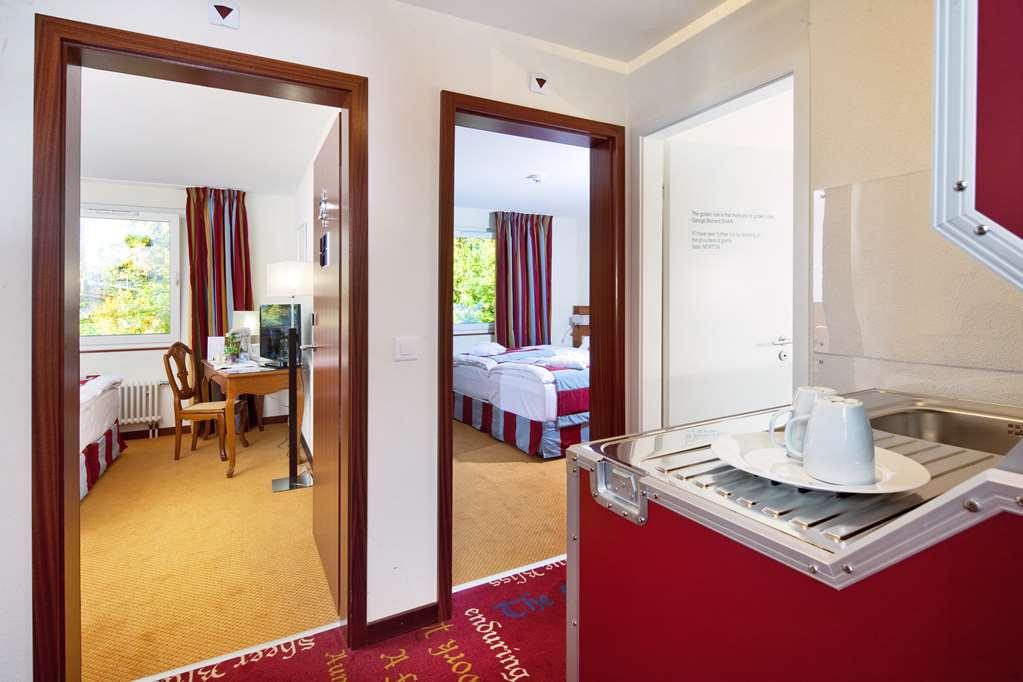 Hotel Des Inventions Ecublens  Habitación foto